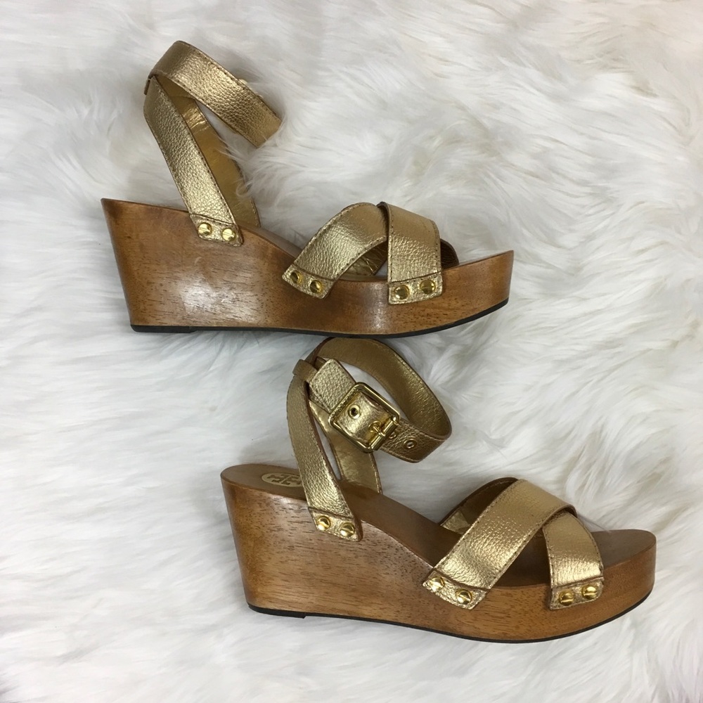 Tory Burch Gold Strappy Risley Clog Wedge - Picture 5 of 8